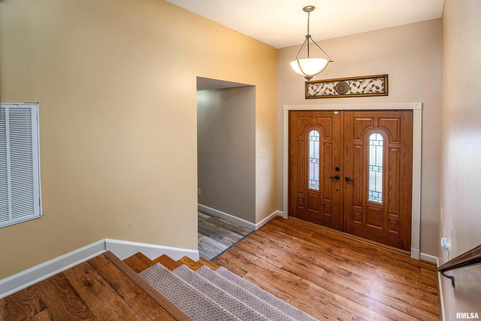 9784 Highway 127 Murphysboro, IL 62966 - Photo 7 of 60