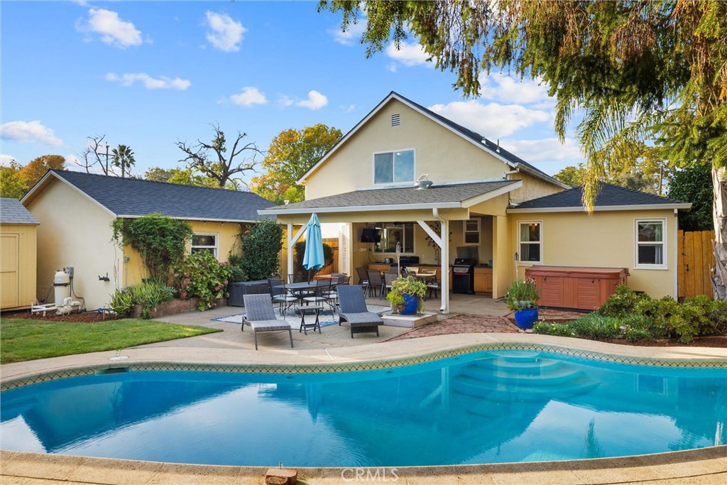 225 West 12th Street Chico, CA 95928 - Photo 1 of 64