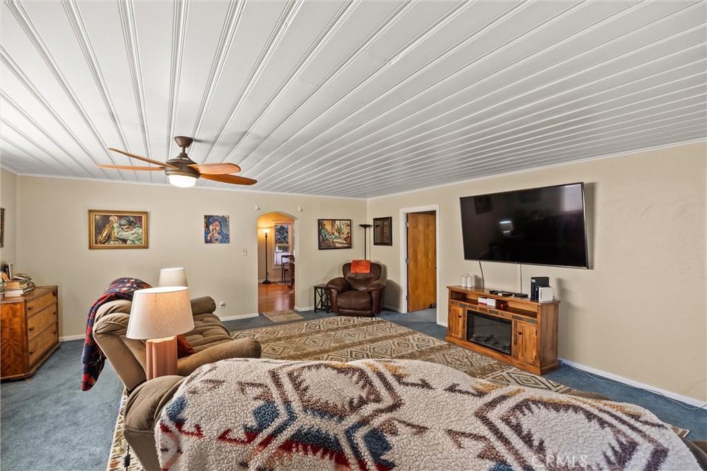 225 West 12th Street Chico, CA 95928 - Photo 27 of 64 Bed 1