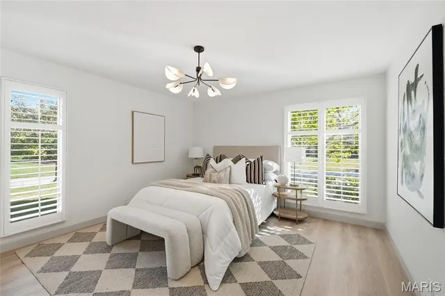 $574,000 | 351 Greenbriar Lane, Ballwin, MO 63011