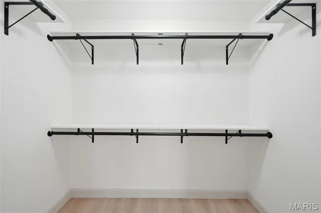 $574,000 | 351 Greenbriar Lane, Ballwin, MO 63011