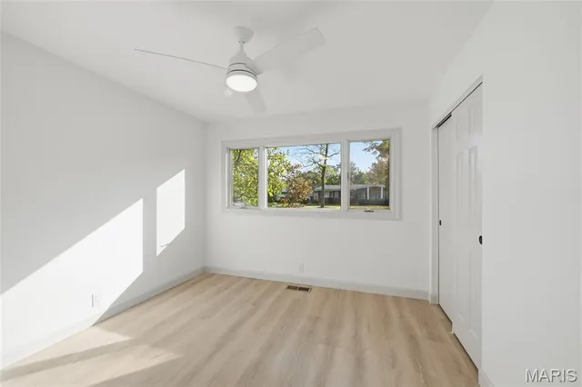 $574,000 | 351 Greenbriar Lane, Ballwin, MO 63011