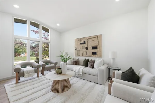 $559,000 | 351 Greenbriar Lane, Ballwin, MO 63011