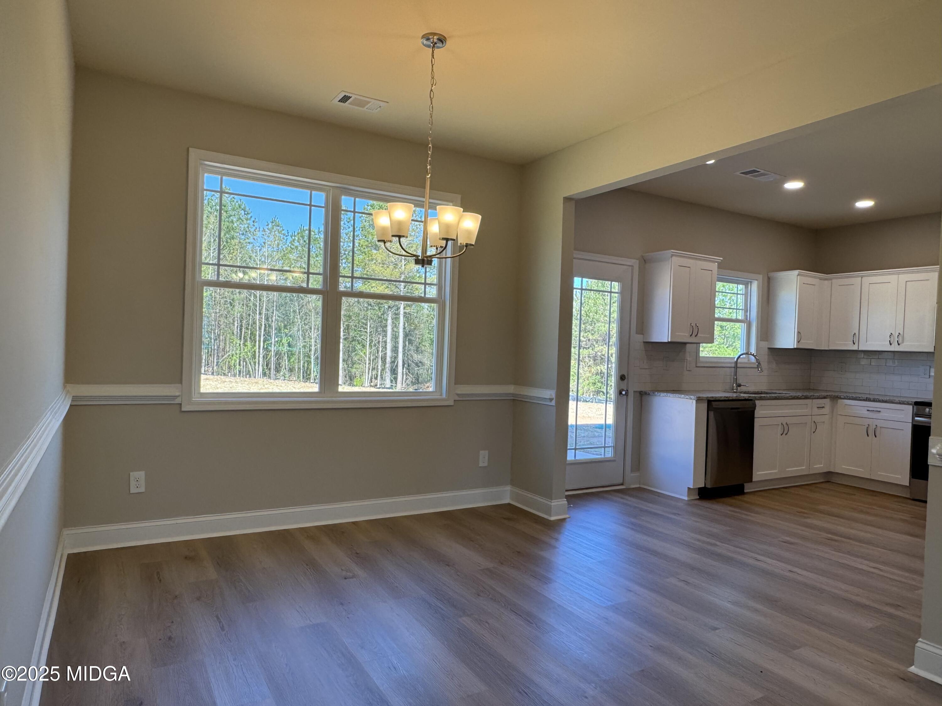 446 Gray Wolf Drive Macon, GA 31216 - Photo 6 of 42 IMG_3082