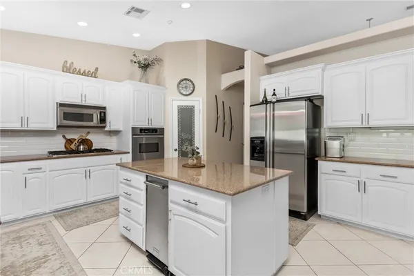 $1,149,000 | 3009 East Shadid Drive, Colton, CA 92324