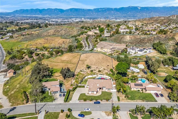 $1,149,000 | 3009 East Shadid Drive, Colton, CA 92324