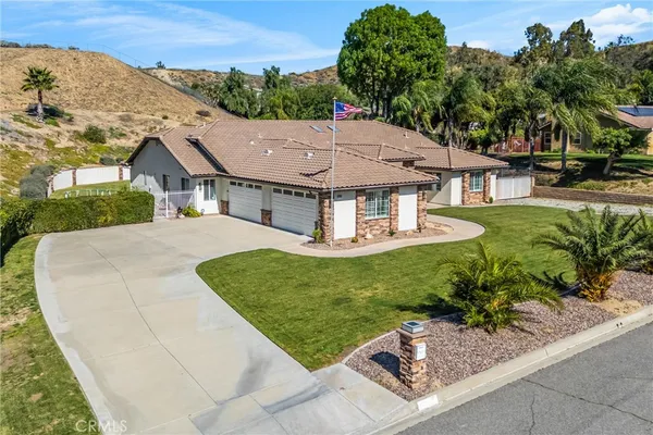 $1,149,000 | 3009 East Shadid Drive, Colton, CA 92324