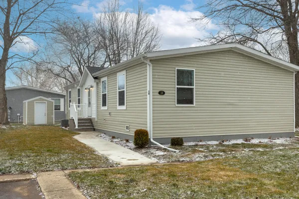 $99,900 | 714 Mill Street, Unit 18, Leslie, MI 49251