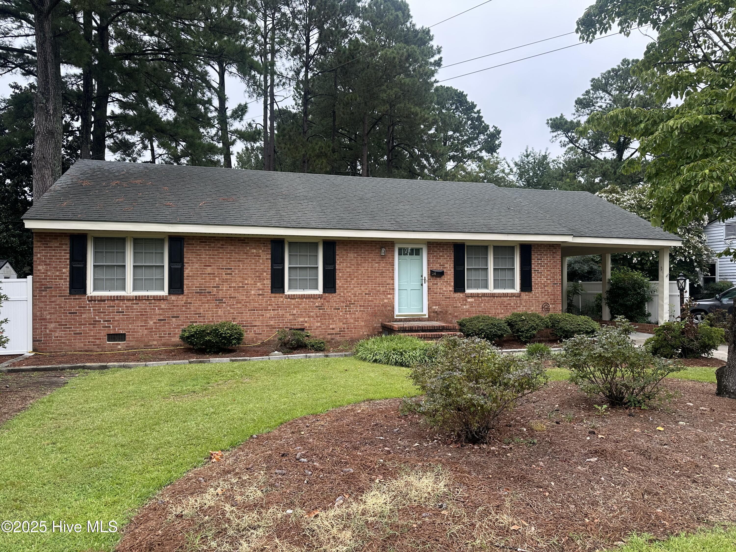 204 Rowe Avenue Northwest Wilson, NC 27893 - Photo 2 of 19 IMG_5737