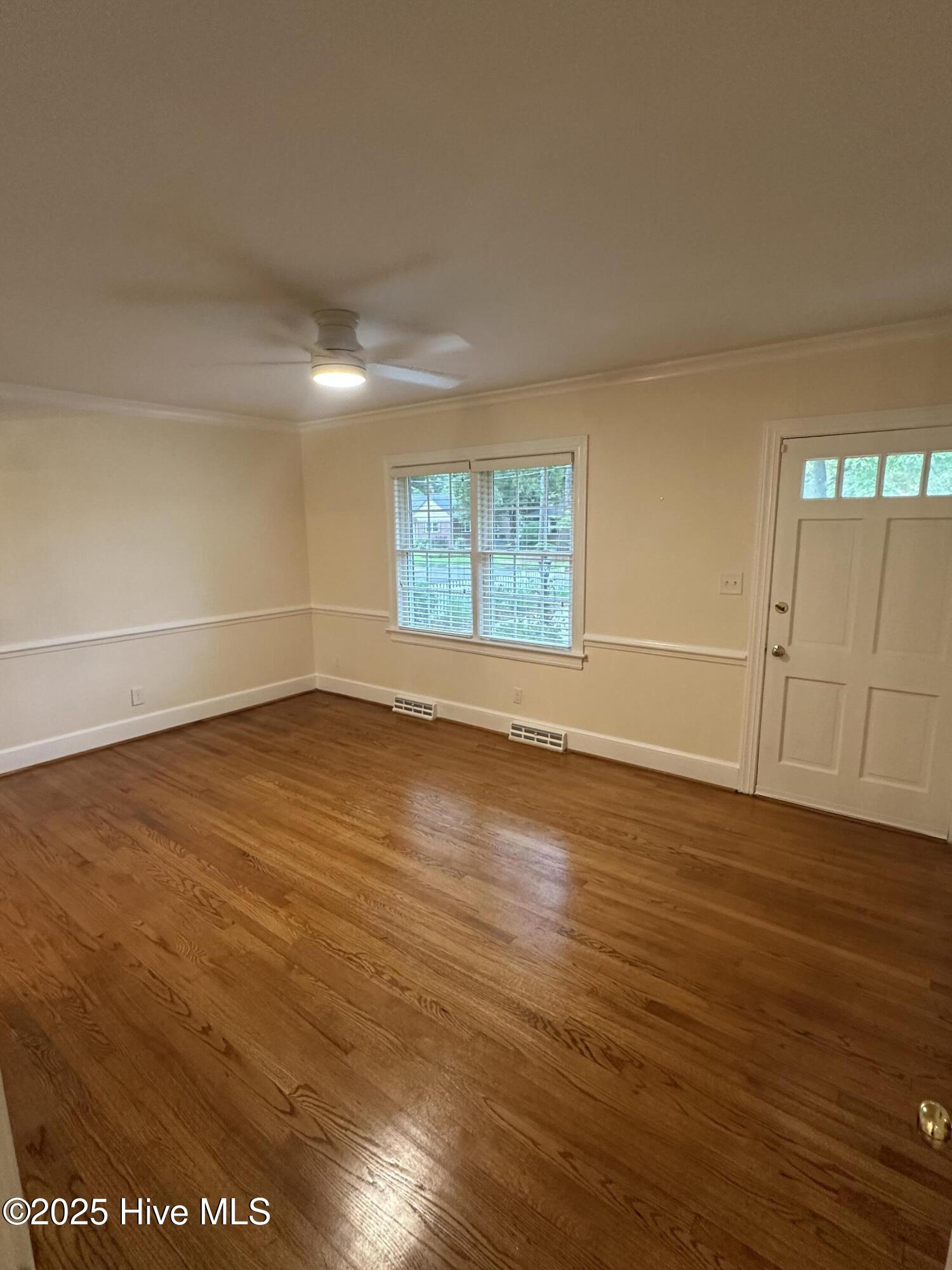 204 Rowe Avenue Northwest Wilson, NC 27893 - Photo 5 of 19 IMG_5752