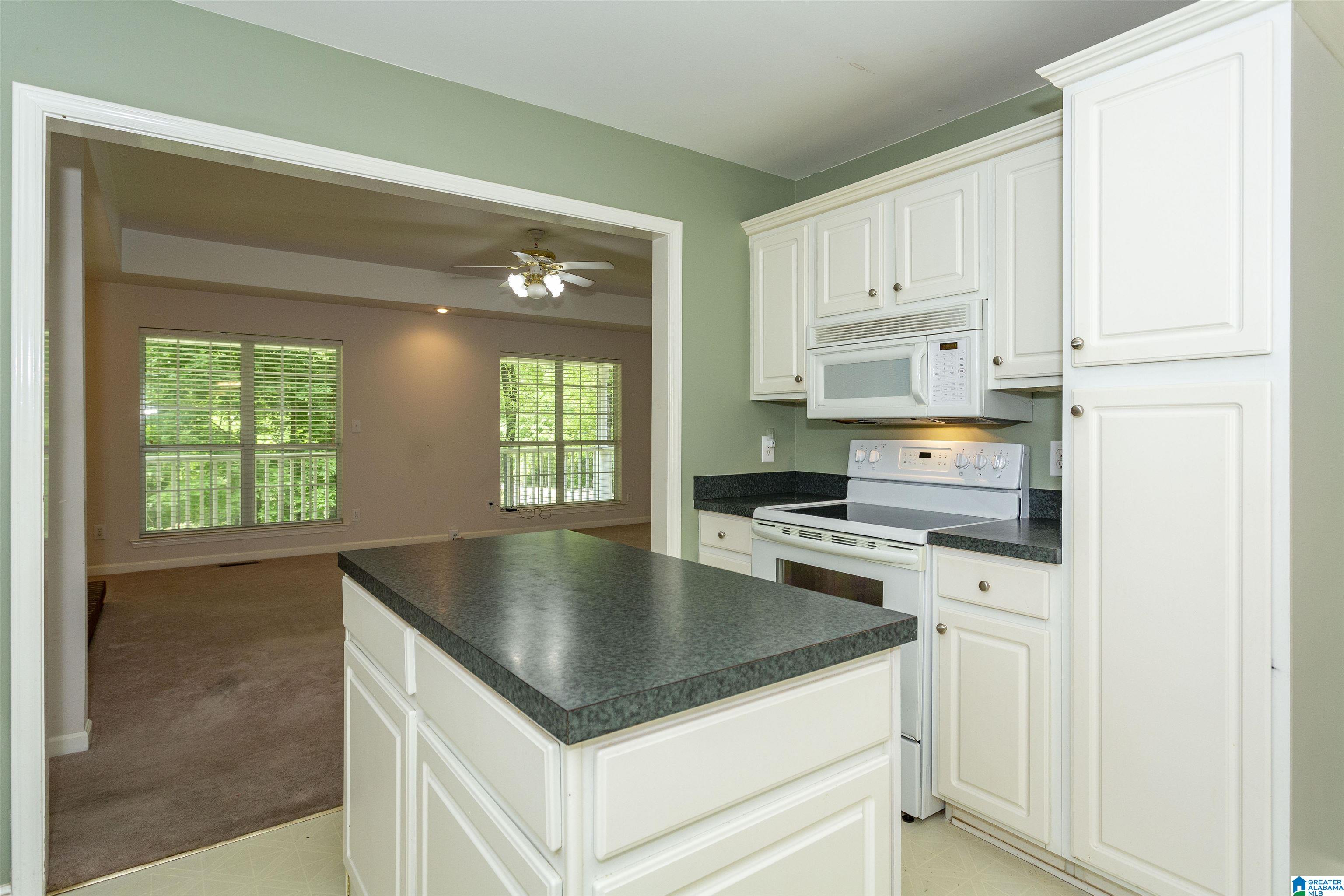 1951 Eastern Valley Road Bessemer, AL 35022 - Photo 19 of 49