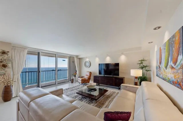 $950,000 | 4280 Galt Ocean Drive, Unit 29C, Fort Lauderdale, FL 33308