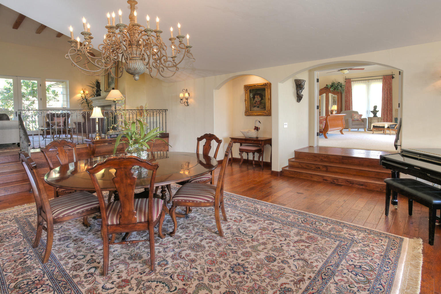 425 Ennisbrook Drive Montecito, CA 93108 - Photo 5 of 30 a view of a dining room with furniture and a chandelier