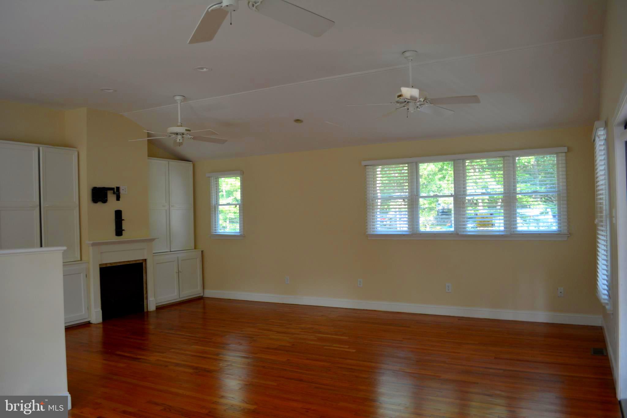 147 University Road Millville, NJ 08332 - Photo 8 of 24 Gallery Image 8