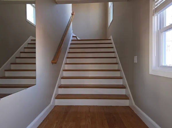 $3,200 | 3 Pearl Street, Unit 2, Stoneham, MA 02180