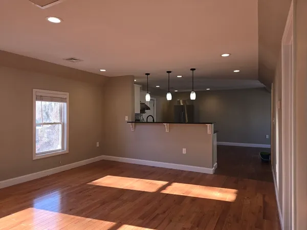 $3,200 | 3 Pearl Street, Unit 2, Stoneham, MA 02180