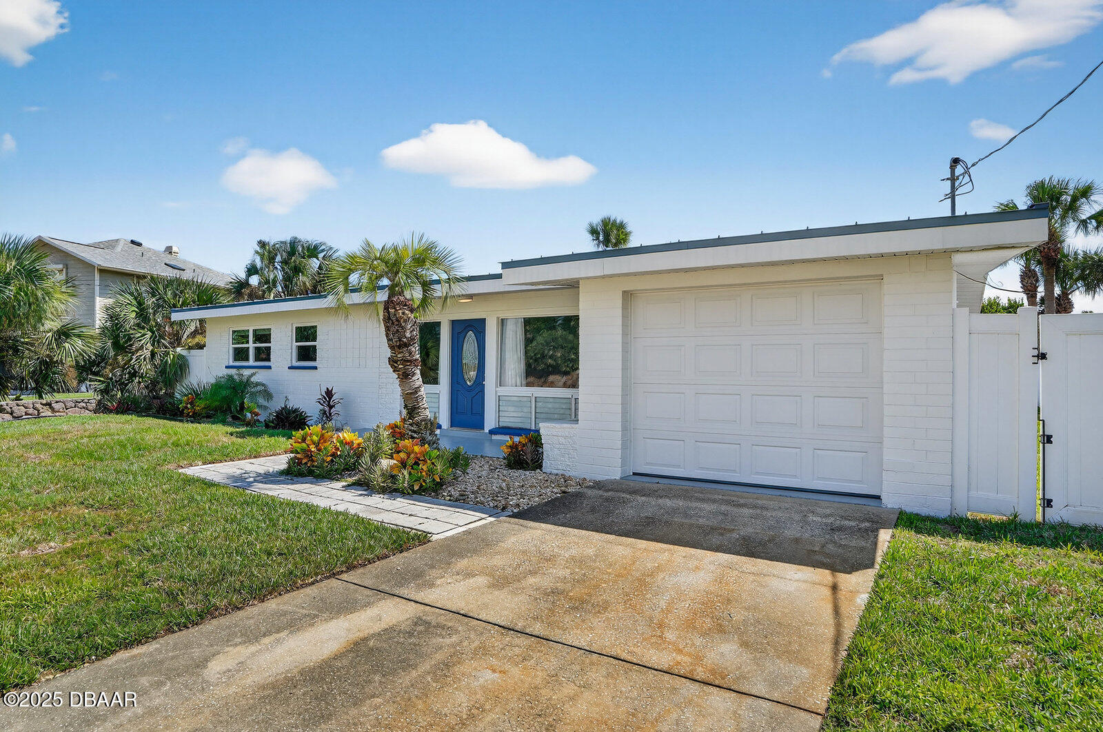41 Cindy Lane Ponce Inlet, FL 32127 - Photo 29 of 41 One car garage
