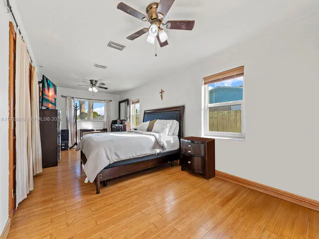 $524,900 | 1866 Northwest 8th Terrace, Homestead, FL 33030