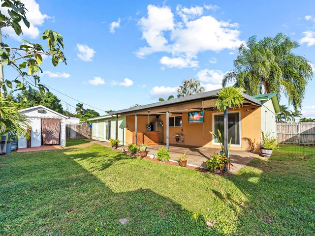 $524,900 | 1866 Northwest 8th Terrace, Homestead, FL 33030