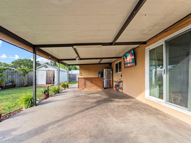 $524,900 | 1866 Northwest 8th Terrace, Homestead, FL 33030