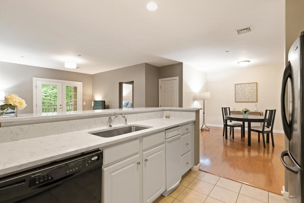 180 Chickering Road, Unit 108C North Andover, MA 01845 - Photo 13 of 25 Gallery Image 13