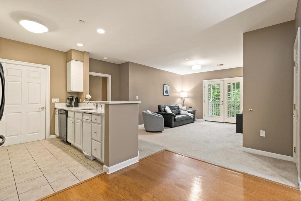 180 Chickering Road, Unit 108C North Andover, MA 01845 - Photo 2 of 25 Gallery Image 2
