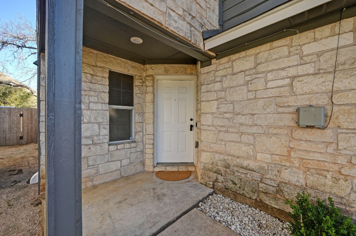 2318 Riddle Road, Unit A Austin, TX 78748 - Photo 3 of 26