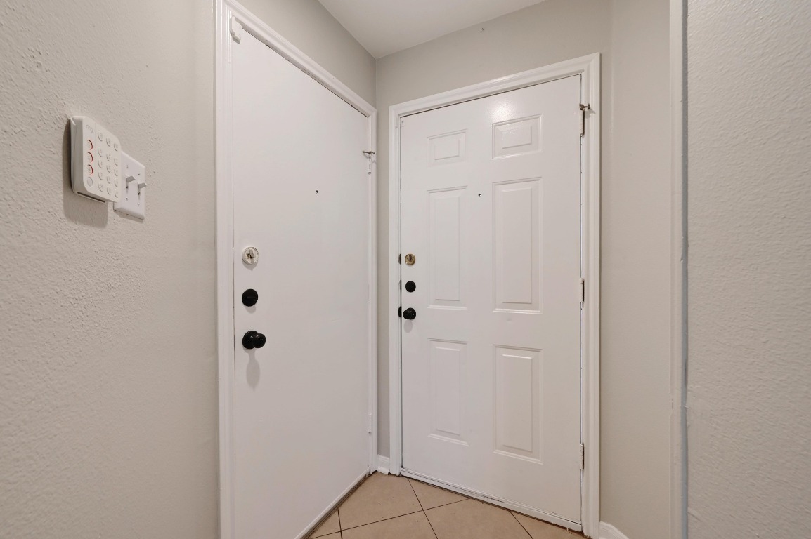 2318 Riddle Road, Unit A Austin, TX 78748 - Photo 5 of 26