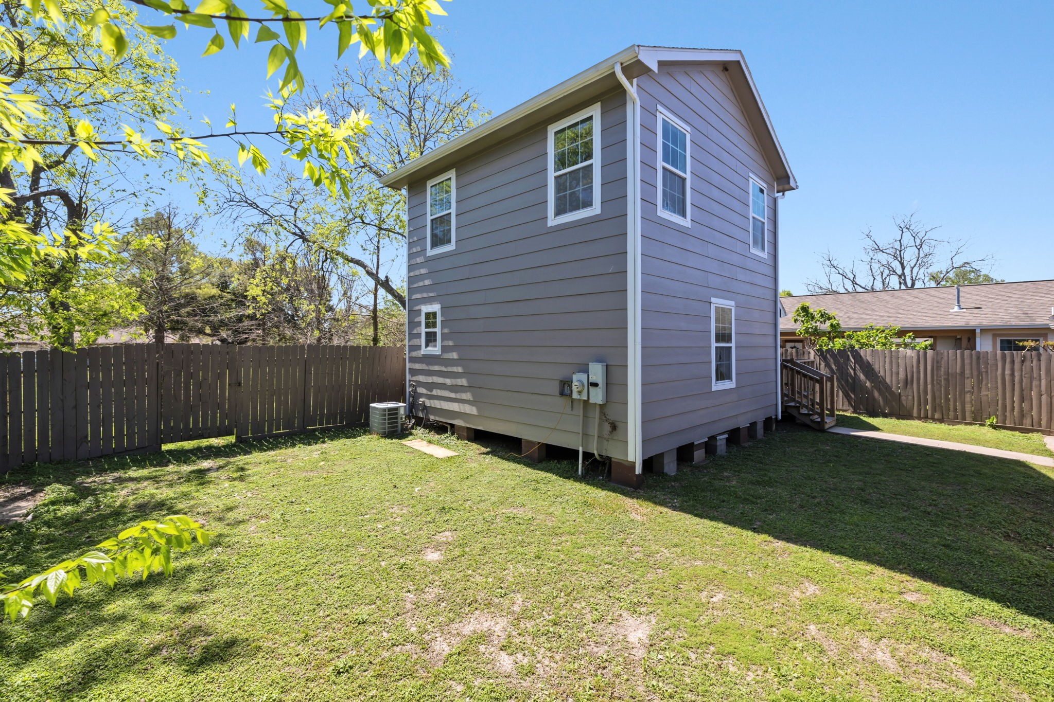 4422 Sandydale Lane Houston, TX 77039 - Photo 18 of 36 a backyard of a house