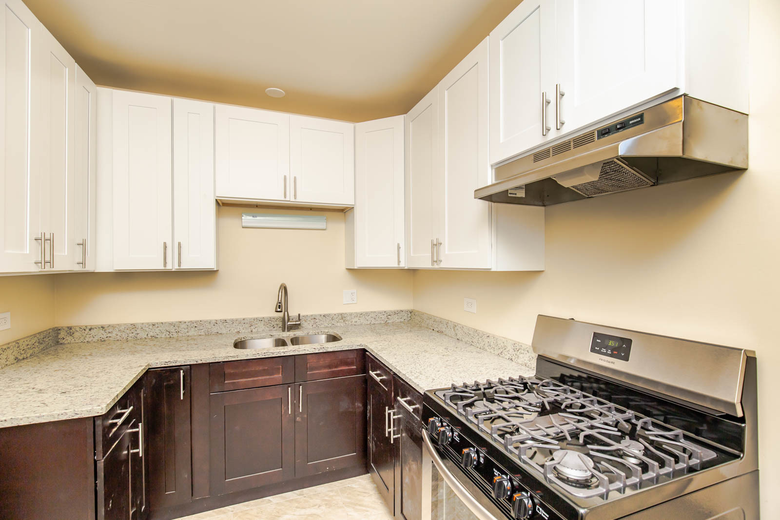 10981 South Church Street, Unit 1B Chicago, IL 60643 - Photo 2 of 11