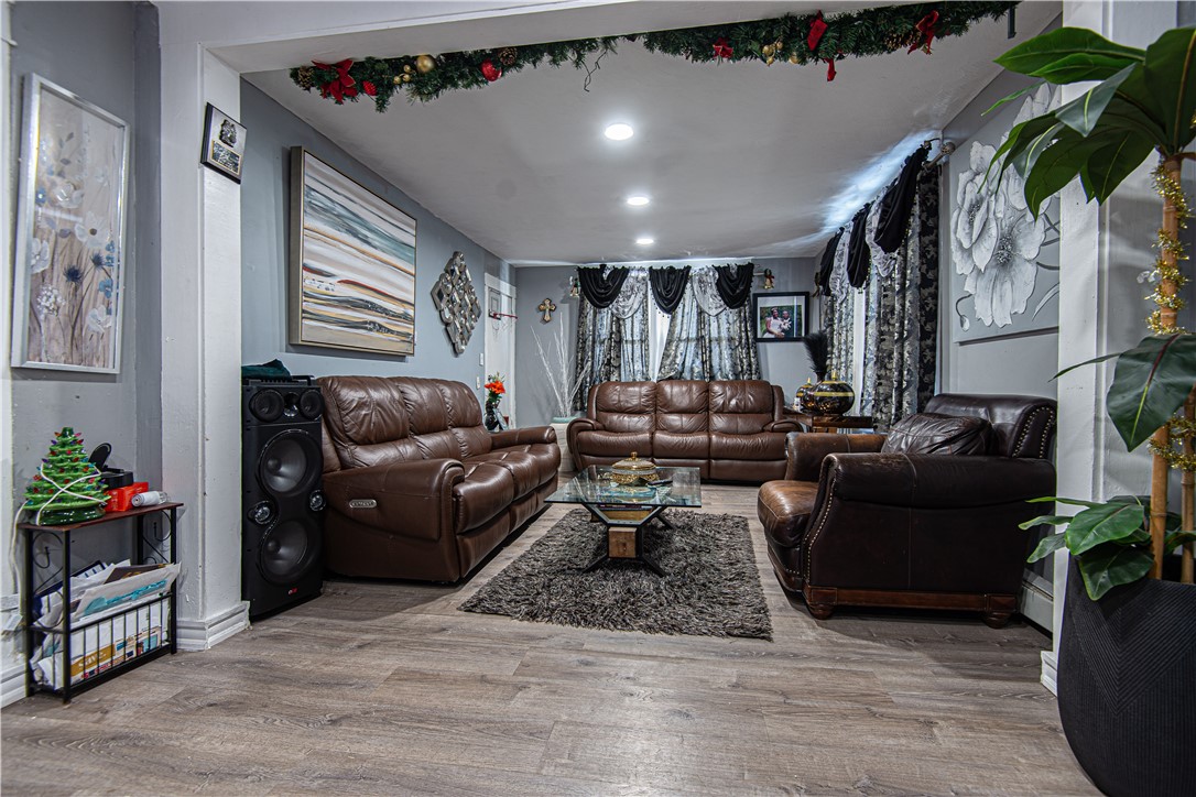 171 Unit Street Providence, RI 02909 - Photo 6 of 12