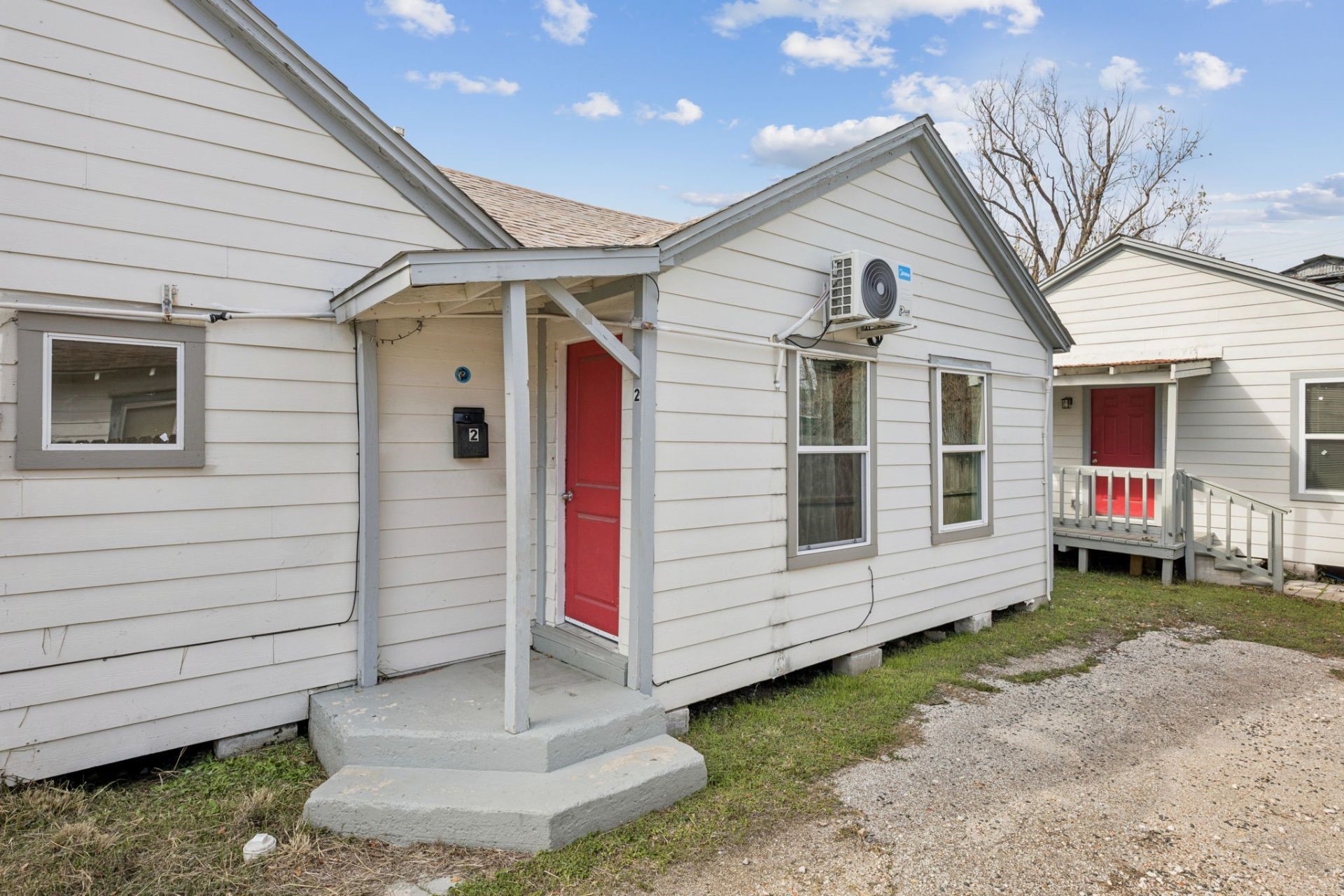 7019 Bonham Street Houston, TX 77020 - Photo 13 of 17 a front view of a house with a yard