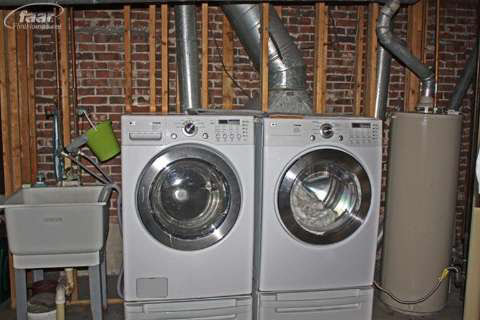 7100 West Stanley Road Flushing, MI 48433 - Photo 12 of 17 20374203-11.JPG