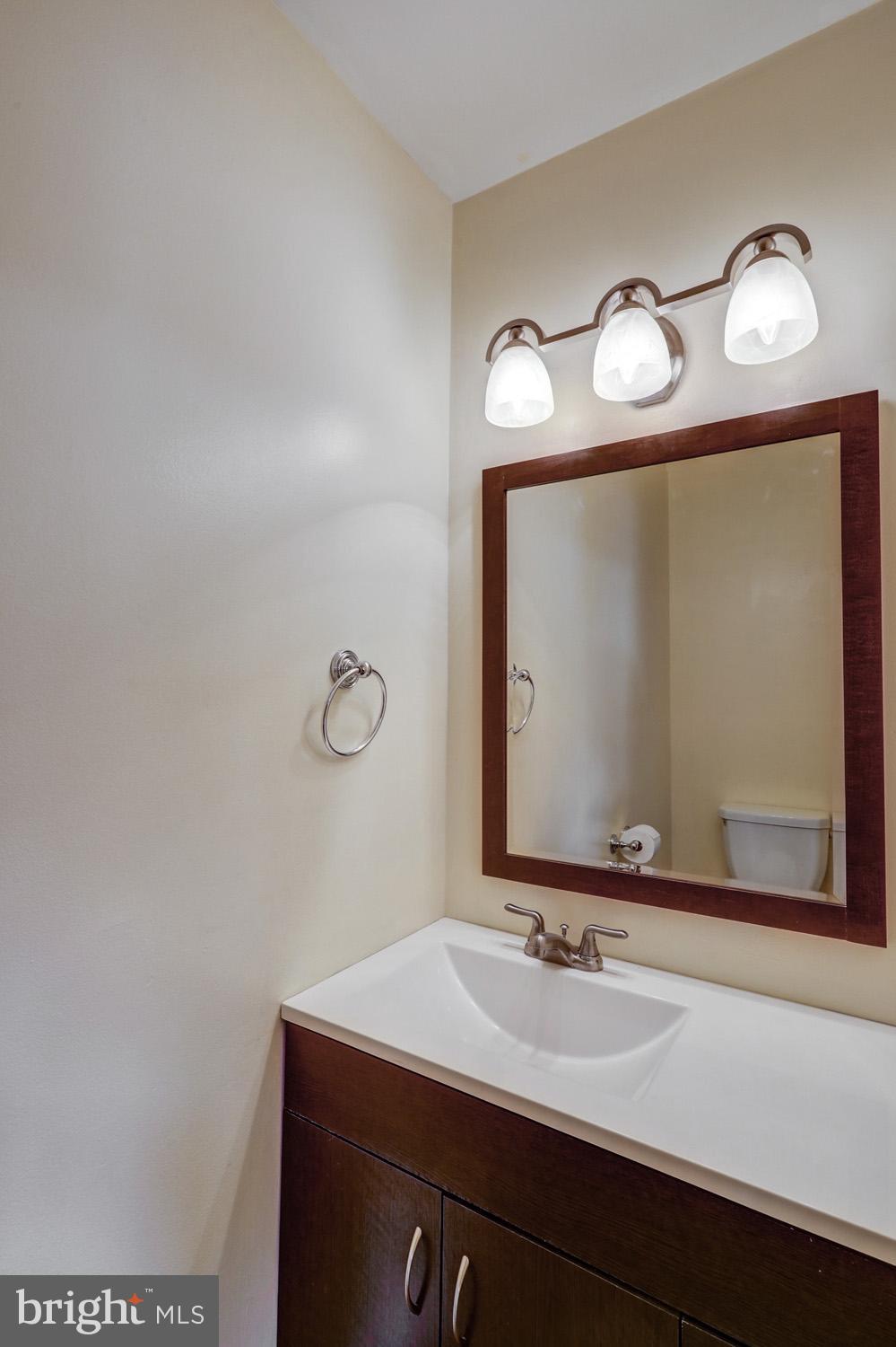109 Chukar Court Lititz, PA 17543 - Photo 13 of 27 Half bath off of kitchen