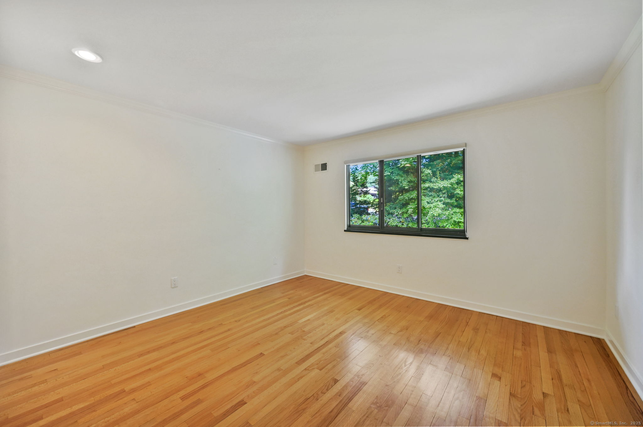 289 New Norwalk Road, Unit 22 New Canaan, CT 06840 - Photo 25 of 40