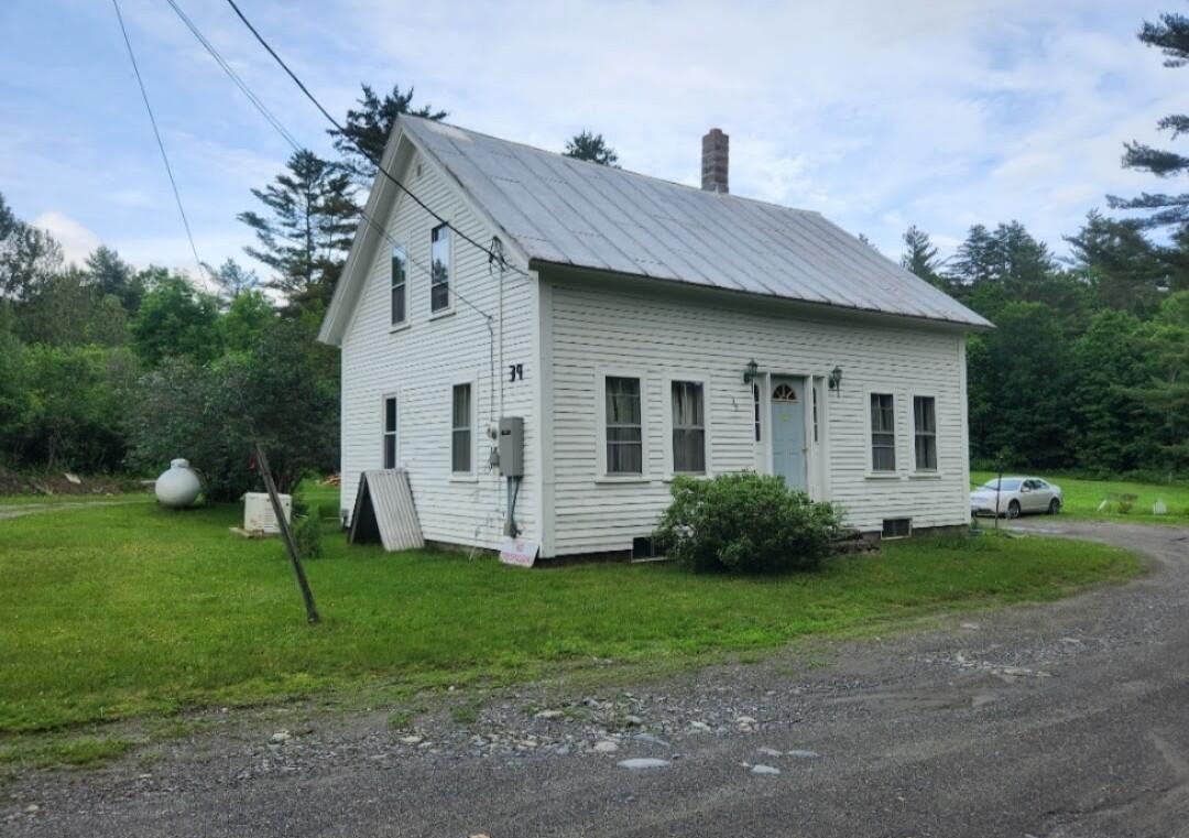 39 Main Street Harmony, ME 04942 - Photo 3 of 26 1338