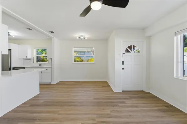 $2,395 | 7005 North Duncan Avenue, Tampa, FL 33604