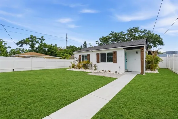 $2,395 | 7005 North Duncan Avenue, Tampa, FL 33604