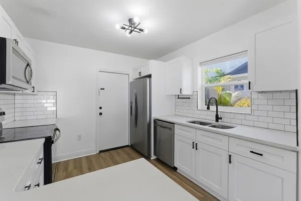 $2,395 | 7005 North Duncan Avenue, Tampa, FL 33604