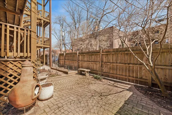 $569,000 | 4511 North Dover Street, Unit 2S, Chicago, IL 60640