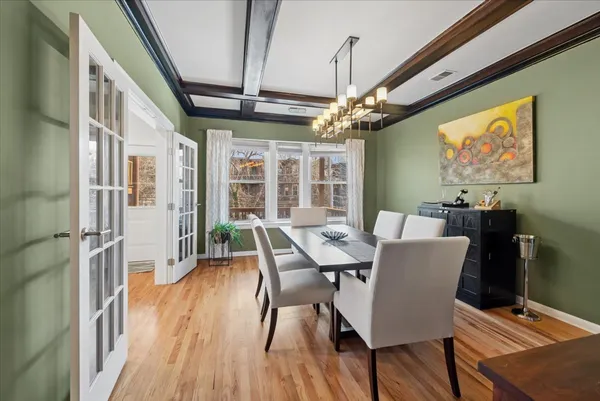 $569,000 | 4511 North Dover Street, Unit 2S, Chicago, IL 60640