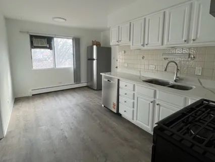 $2,600 | 10430 Michael Todd Terrace, Unit 1N, Glenview, IL 60025