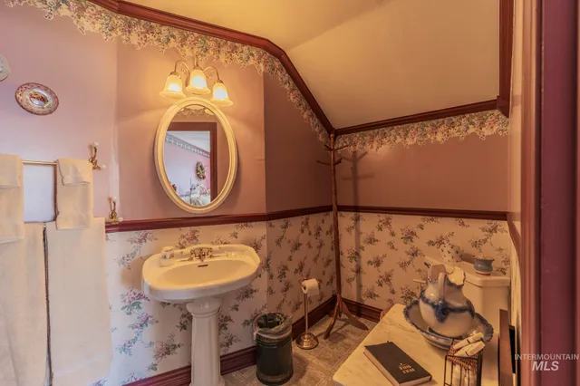 $350,000 | 289 Main Street, Elk City, ID 83525