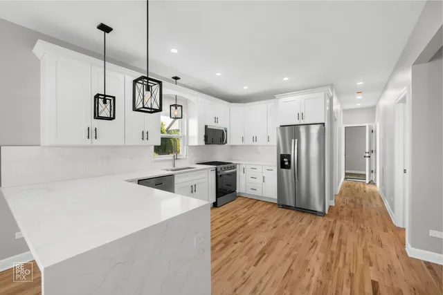 $629,000 | 7539 West 61st Street, Summit, IL 60501