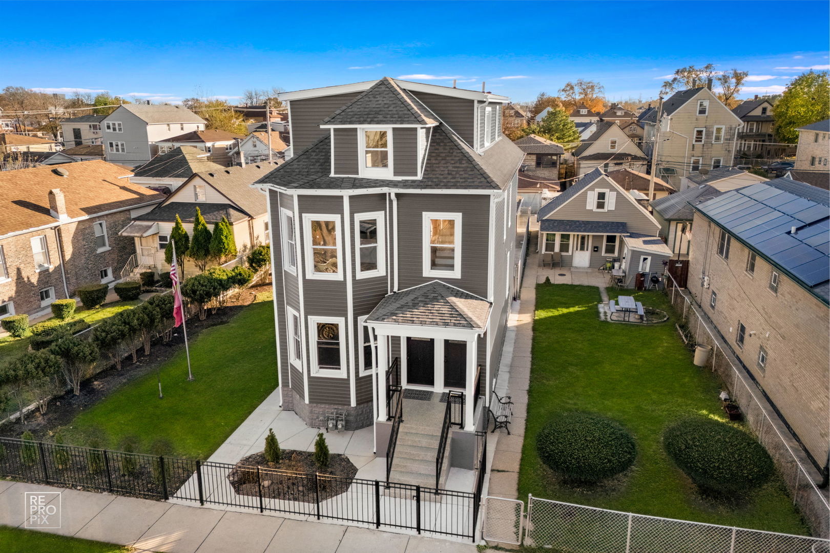 7539 West 61st Street Summit, IL 60501 - Photo 3 of 31