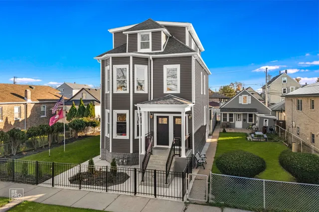 $629,000 | 7539 West 61st Street, Summit, IL 60501