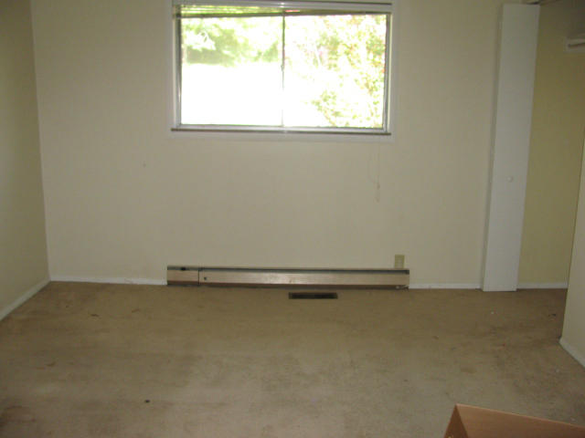 106 Nolan Road Oak Ridge, TN 37830 - Photo 6 of 10 106 Nolan Rd Oak Ridge Tn