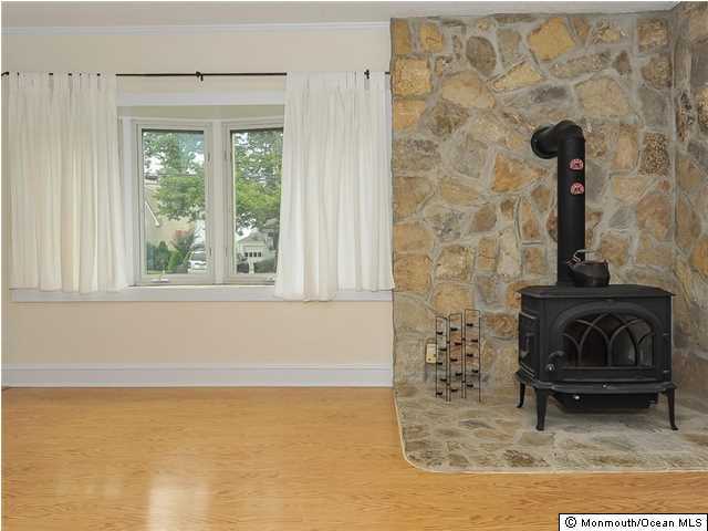 88 Ravine Drive Matawan, NJ 07747 - Photo 3 of 24 Additional Photo