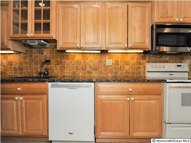 88 Ravine Drive Matawan, NJ 07747 - Photo 6 of 24 Additional Photo