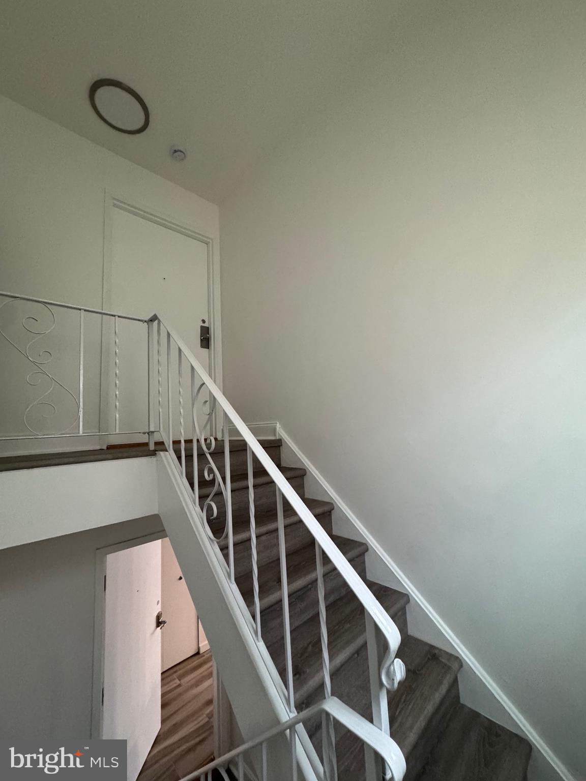 9762 Hilspach Street Philadelphia, PA 19115 - Photo 3 of 12
